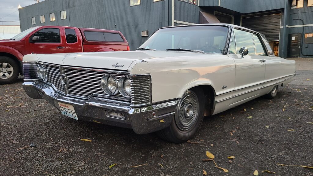 1968 Imperial Crown Coupe, front left
