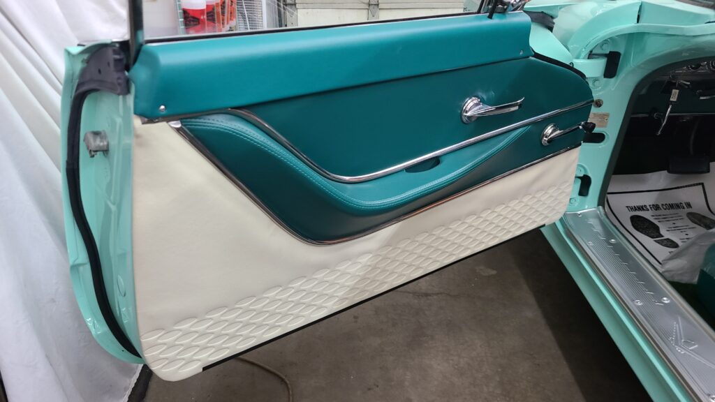 1958 Ford Thunderbird, photo 8 of 9
