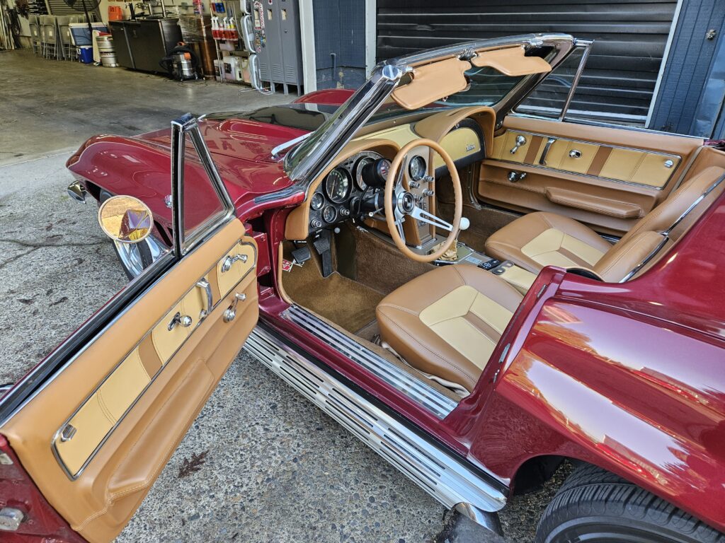 1966 Corvette Convertible, photo 3 of 17