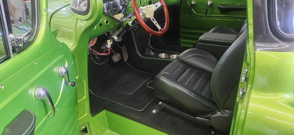 1955 Chevy 3100, photo 1 of 7